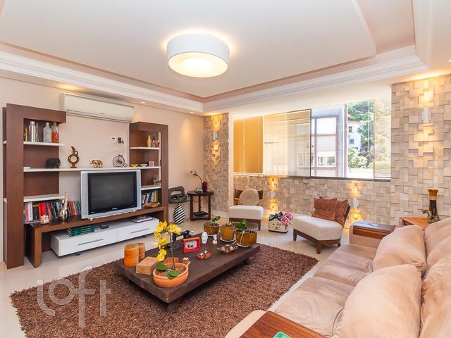 Apartamento com 85m², 3 dormitórios, Rio Branco em Porto Alegre