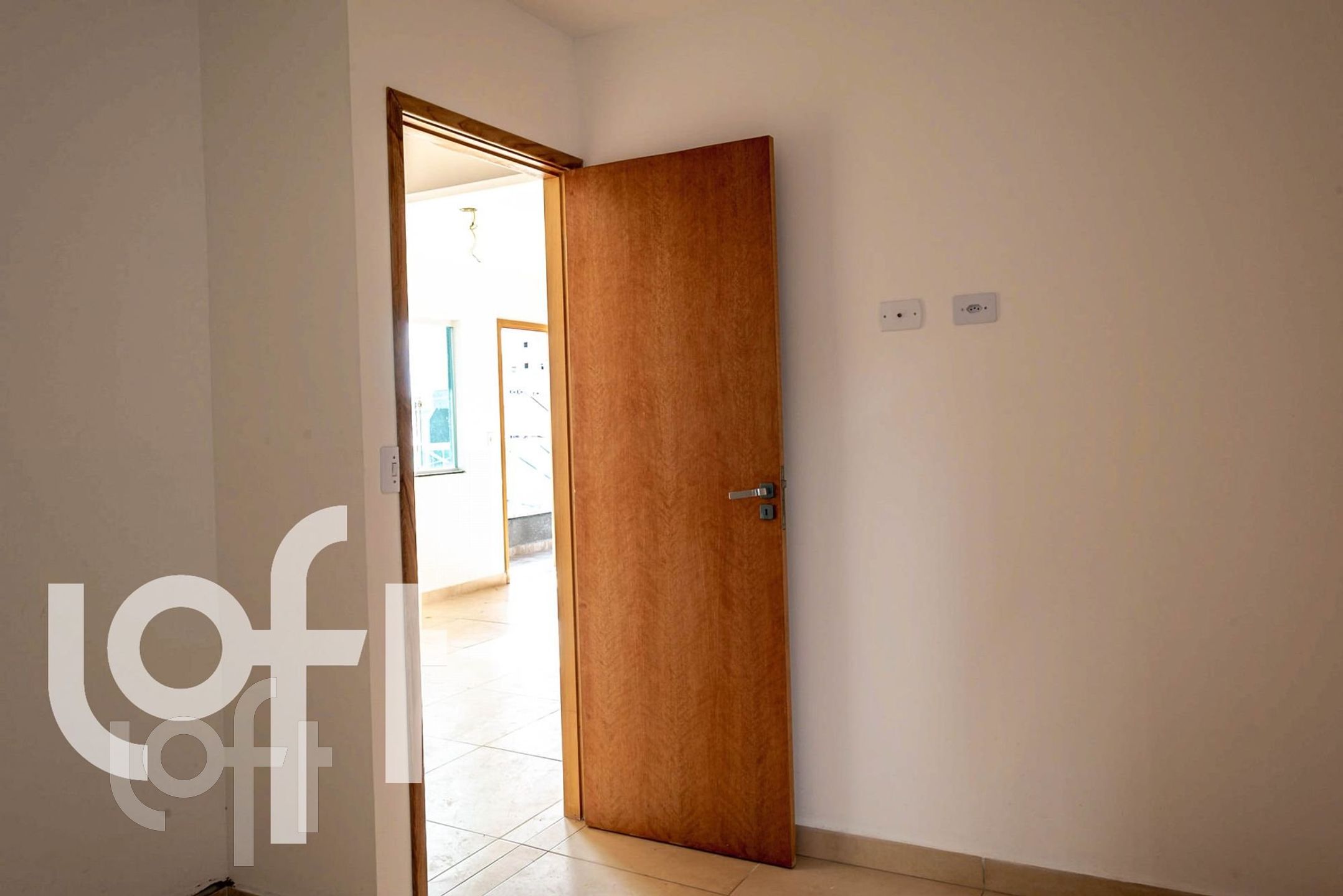 Apartamento à venda com 1 quarto, 44m² - Foto 20