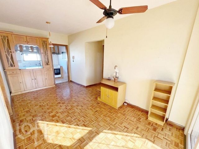 Apartamento com 64m², 2 dormitórios, 1 suíte, 1 vaga, Menino Deus em Porto Alegre