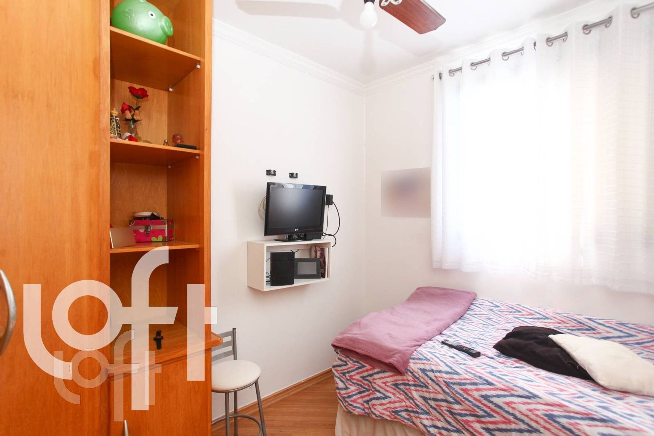 Apartamento à venda com 3 quartos, 77m² - Foto 4