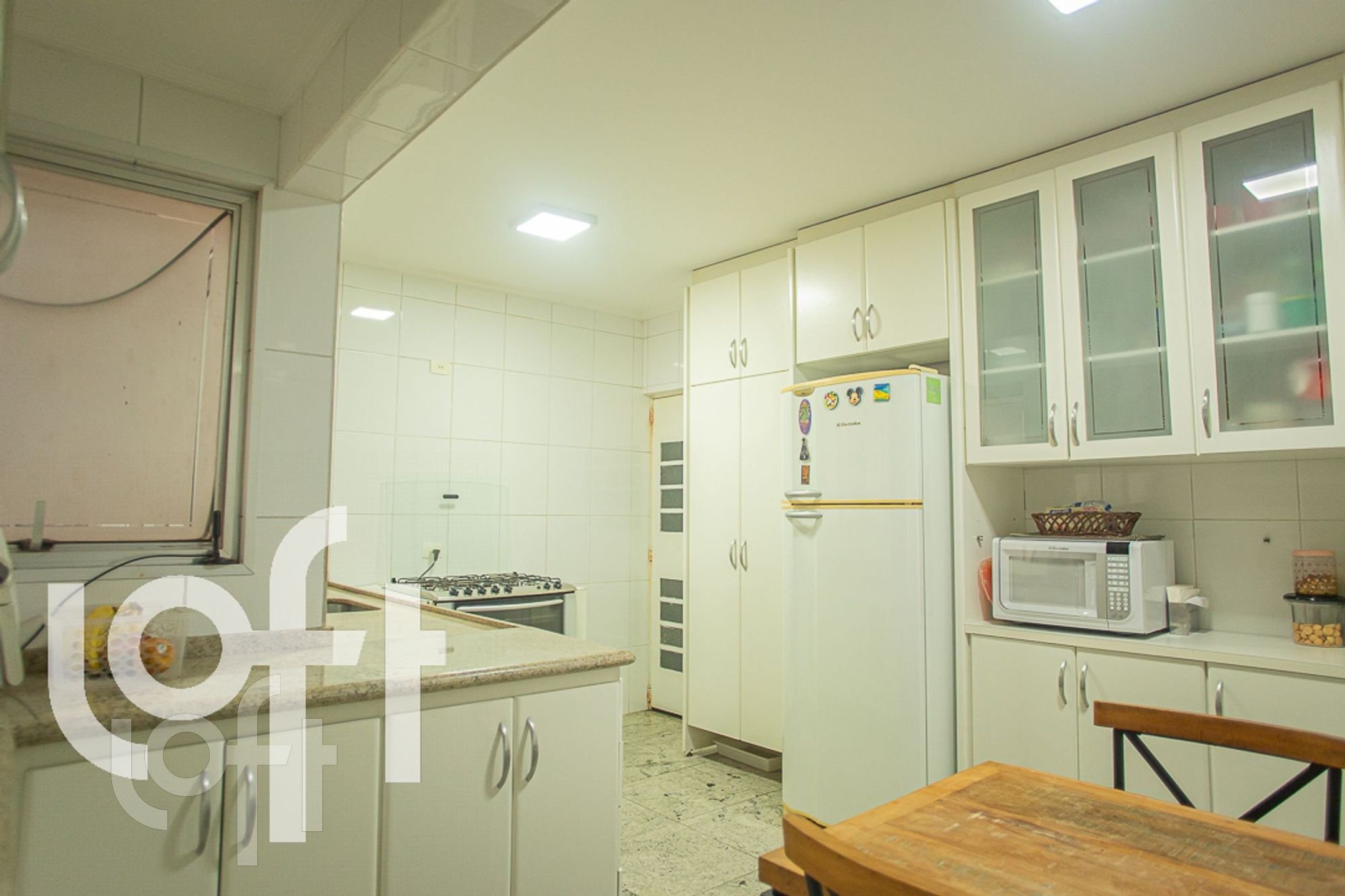 Apartamento à venda com 3 quartos, 135m² - Foto 29