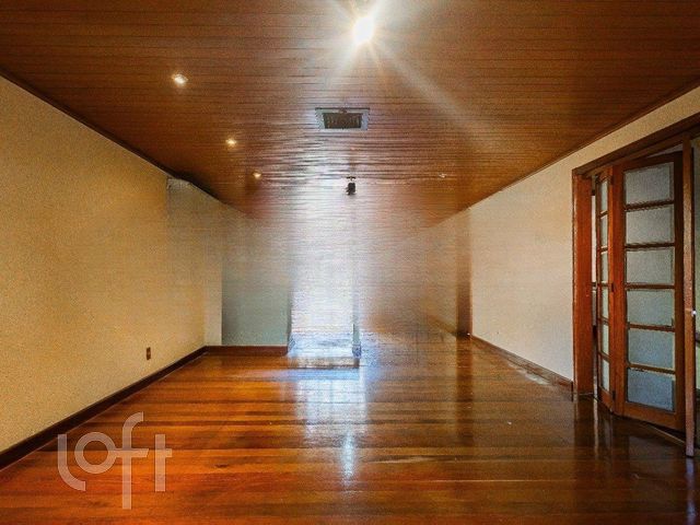 Casa em Condomínio com 330m², 3 dormitórios, 1 suíte, 2 vagas, Bela Vista em Porto Alegre