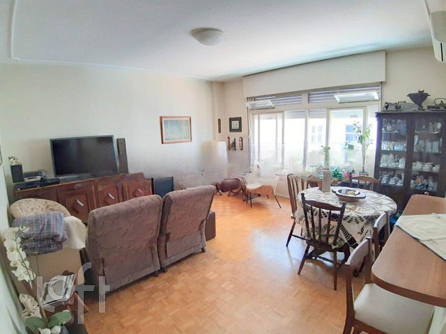 Apartamento com 122m², 3 dormitórios, 1 vaga, Independência em Porto Alegre