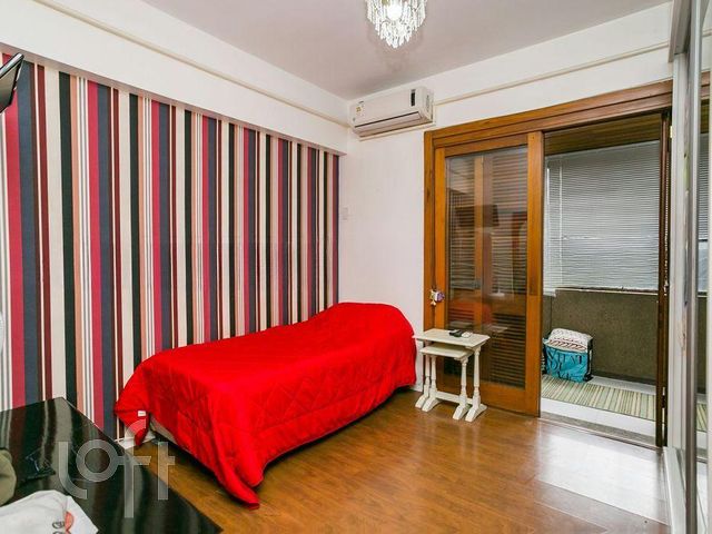 Apartamento com 136m², 3 dormitórios, 1 suíte, 2 vagas, Jardim Europa em Porto Alegre