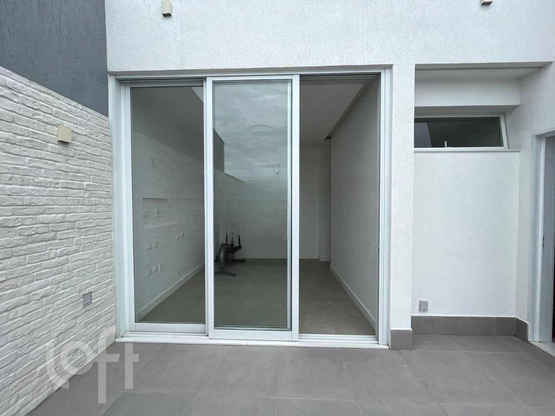 Apartamento à venda com 3 quartos, 232m² - Foto 32