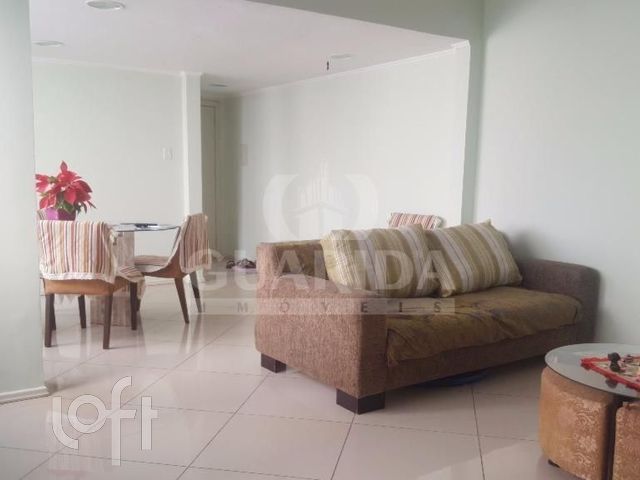 Apartamento com 87m², 2 dormitórios, Independência em Porto Alegre