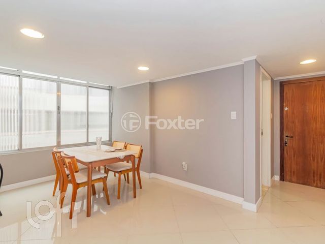Apartamento com 87m², 2 dormitórios, Independência em Porto Alegre