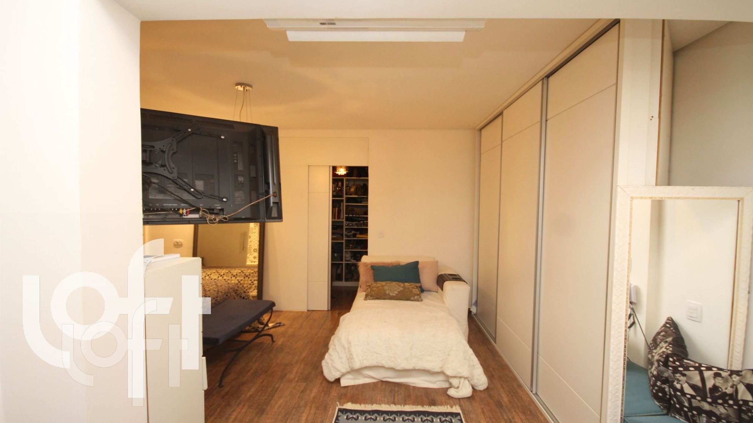 Apartamento à venda com 3 quartos, 168m² - Foto 7