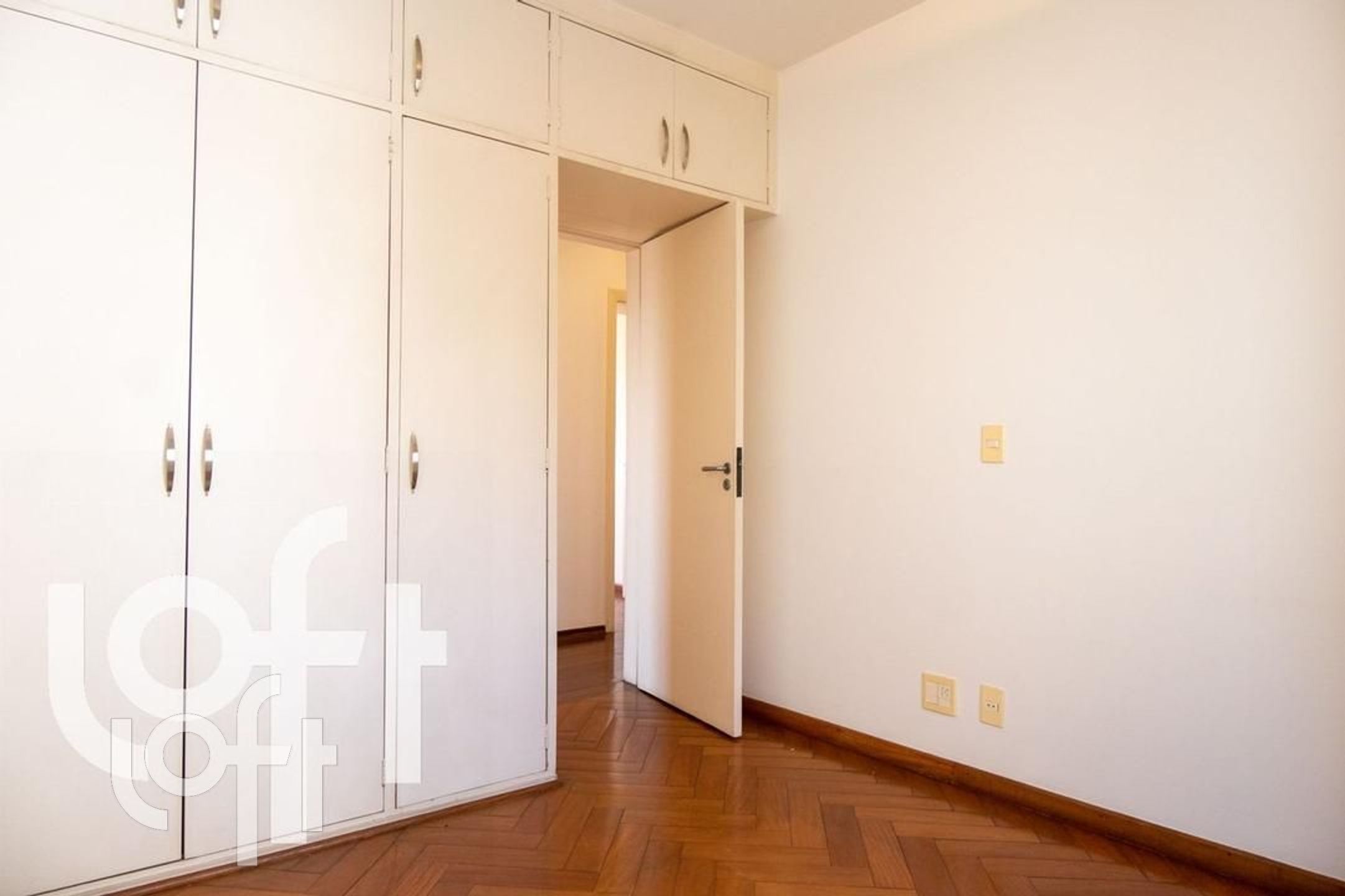 Apartamento à venda com 4 quartos, 163m² - Foto 9