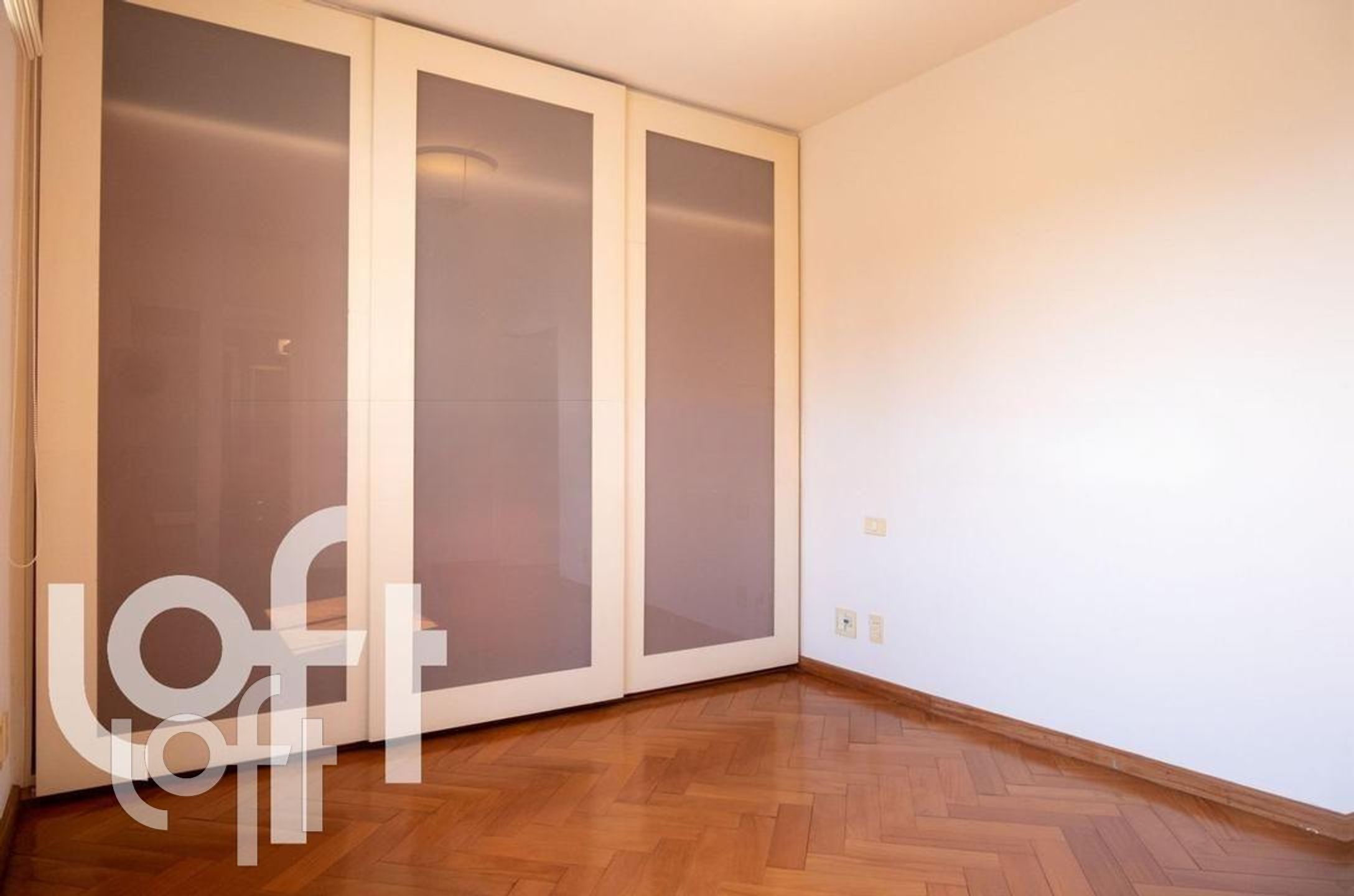 Apartamento à venda com 4 quartos, 163m² - Foto 8