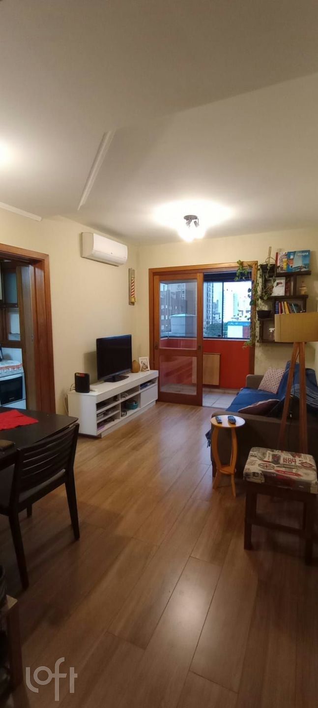 Apartamento com 45m², 1 dormitório, 1 vaga, Santana em Porto Alegre