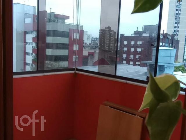 Apartamento com 45m², 1 dormitório, 1 vaga, Santana em Porto Alegre