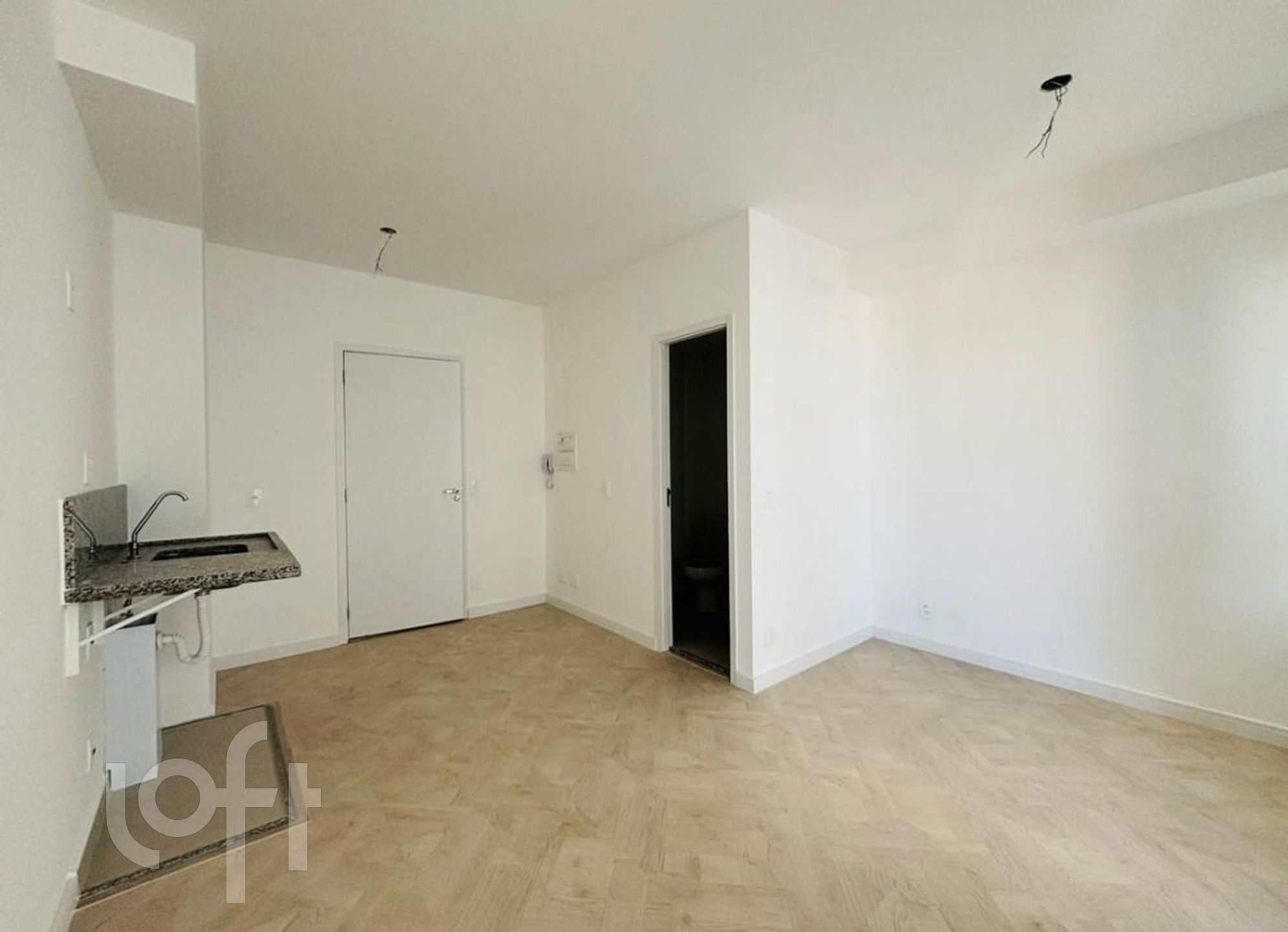 Apartamento à venda com 1 quarto, 27m² - Foto 2