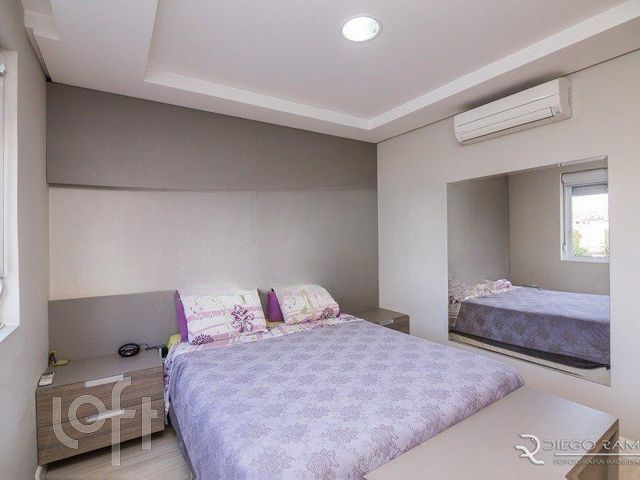 Apartamento com 174m², 3 dormitórios, 1 suíte, 2 vagas, Petrópolis em Porto Alegre