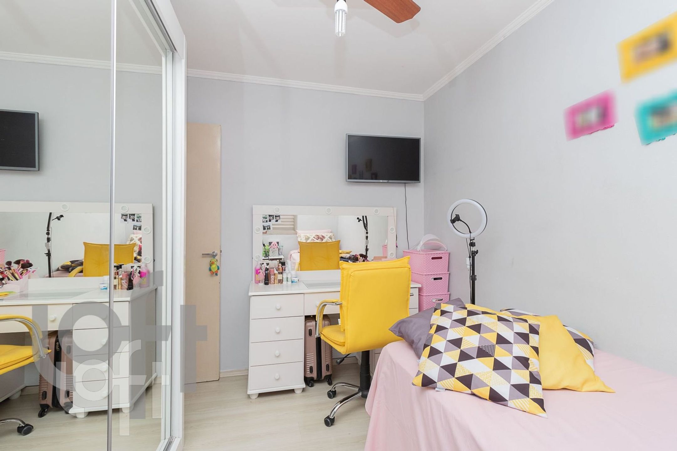 Apartamento à venda com 2 quartos, 59m² - Foto 4