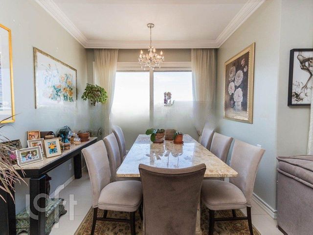 Apartamento com 127m², 3 dormitórios, 1 suíte, 1 vaga, Bela Vista em Porto Alegre