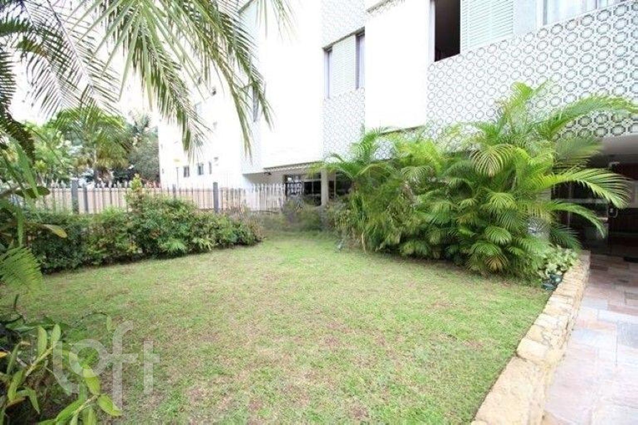 Apartamento à venda com 2 quartos, 80m² - Foto 21