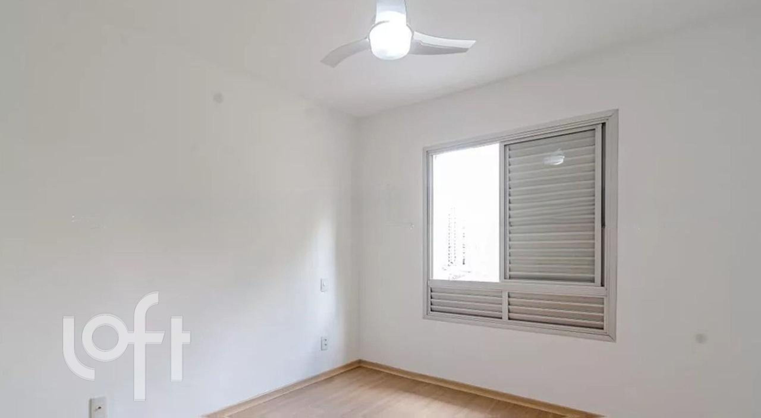 Apartamento à venda com 1 quarto, 56m² - Foto 1