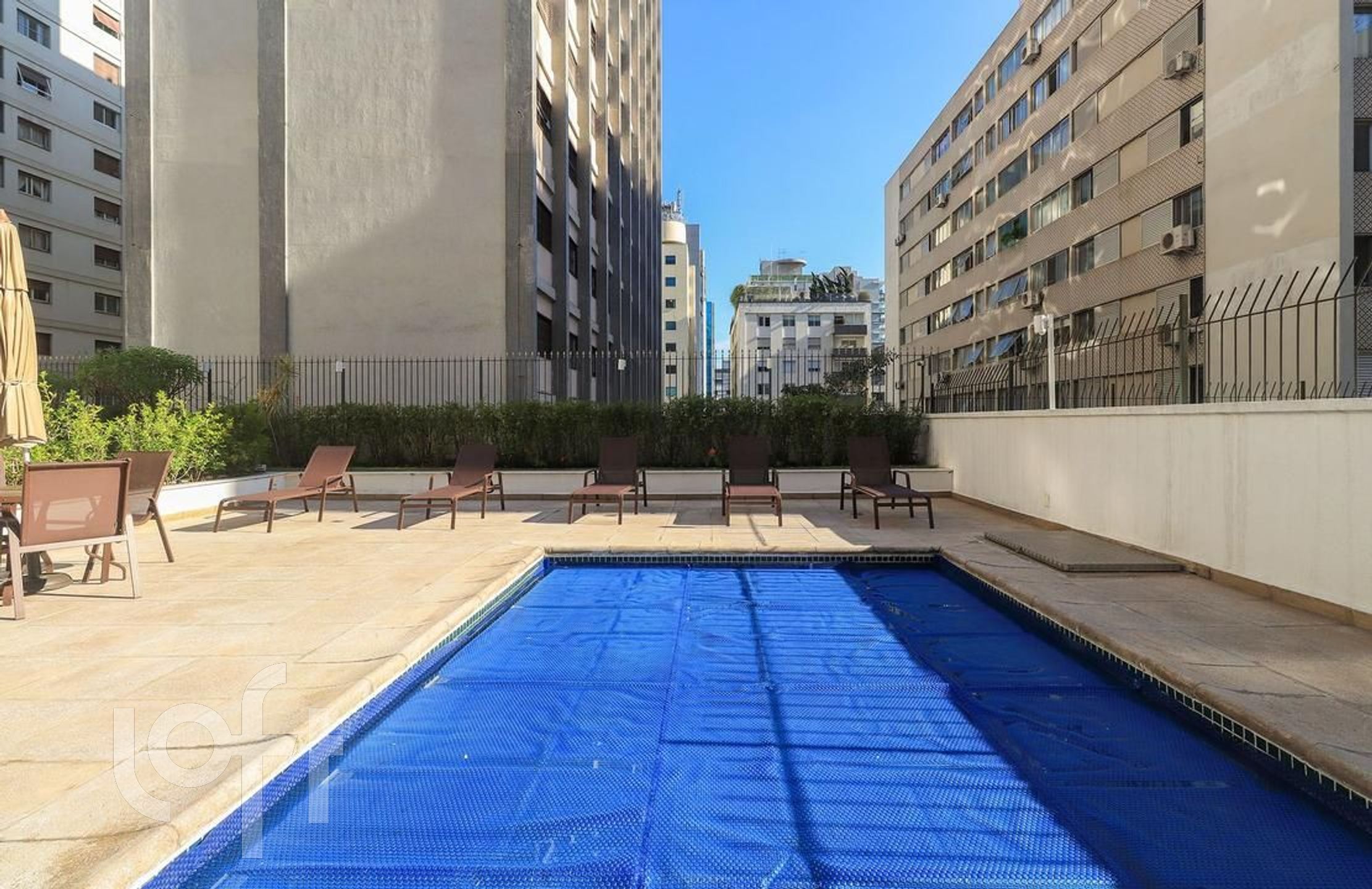 Apartamento à venda com 1 quarto, 56m² - Foto 29