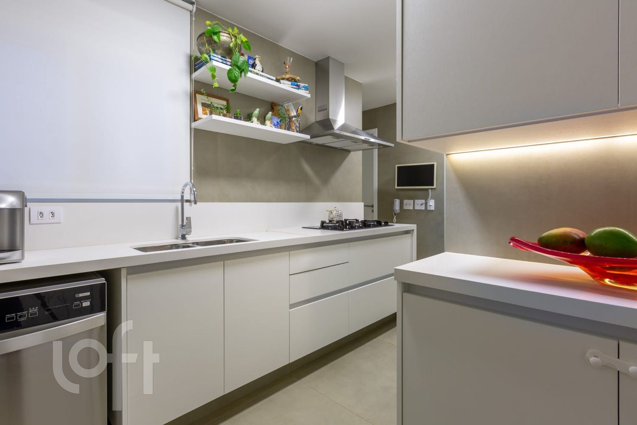 Apartamento à venda com 3 quartos, 119m² - Foto 8