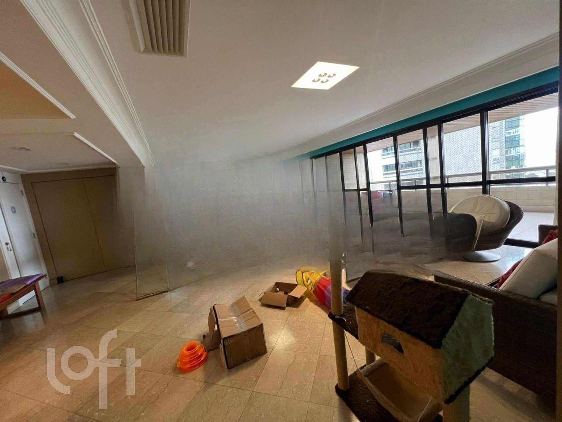 Apartamento à venda com 3 quartos, 244m² - Foto 9