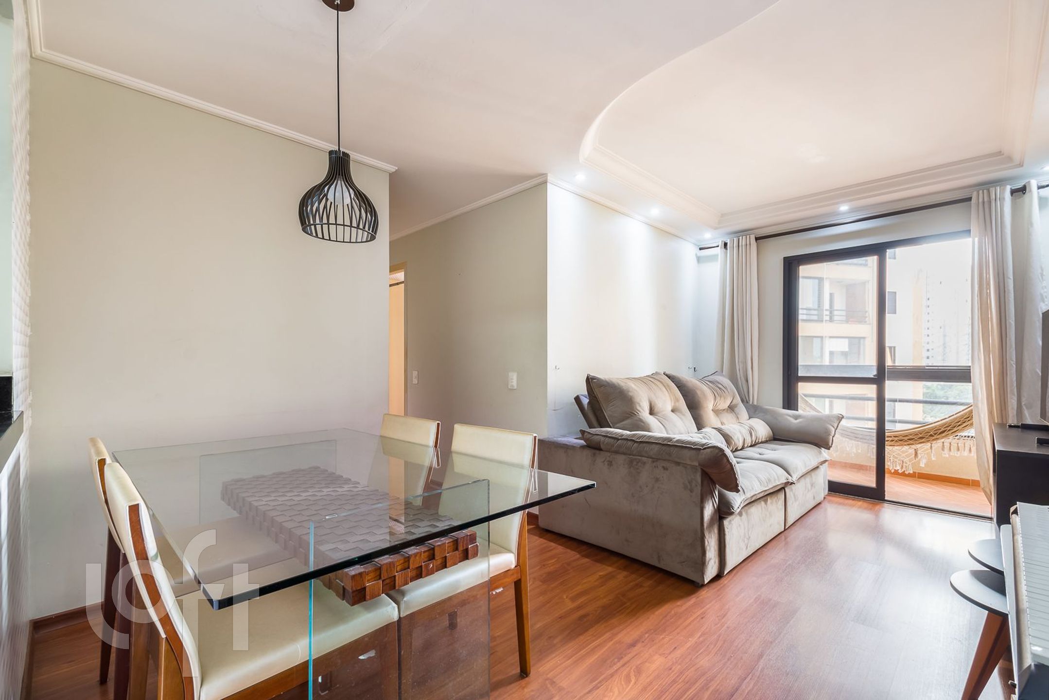 Apartamento à venda com 2 quartos, 66m² - Foto 4