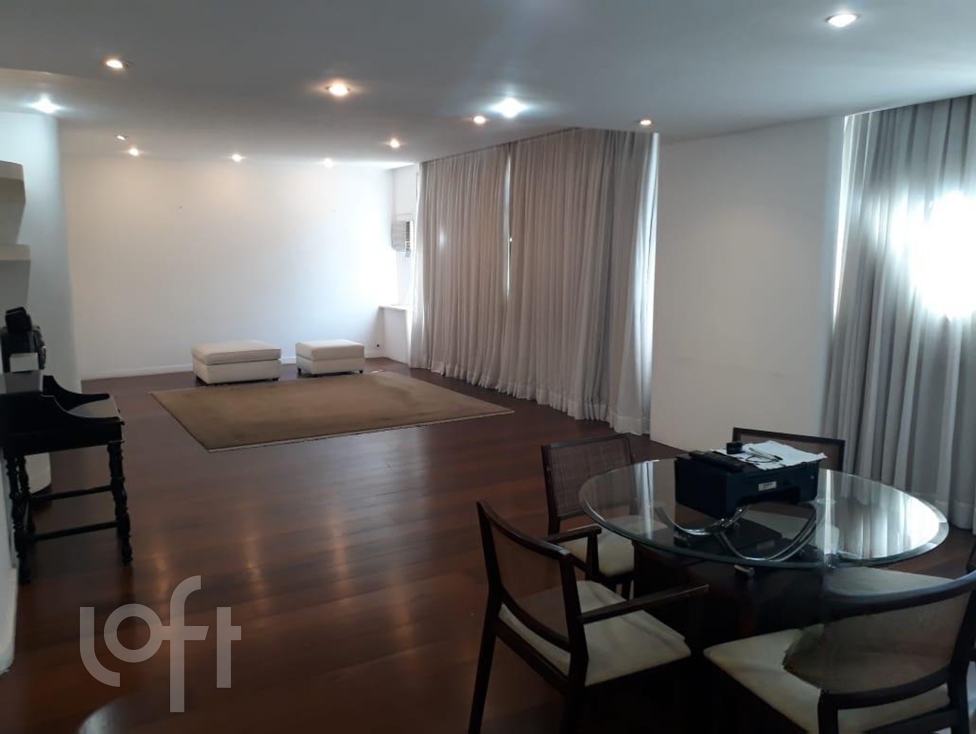 Apartamento à venda com 4 quartos, 400m² - Foto 1