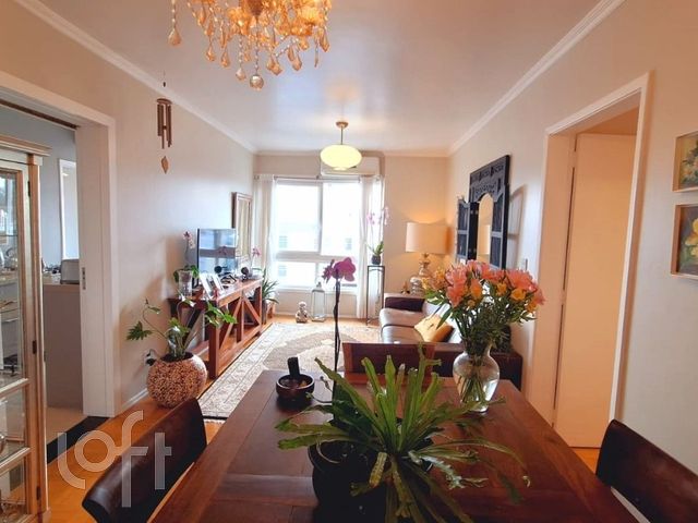 Apartamento com 90m², 3 dormitórios, 1 vaga, Santana em Porto Alegre