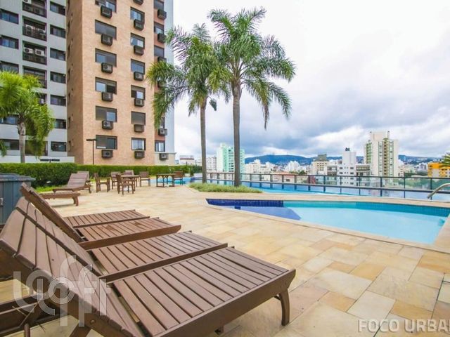 Apartamento com 148m², 3 dormitórios, 3 suítes, 2 vagas, Rio Branco em Porto Alegre