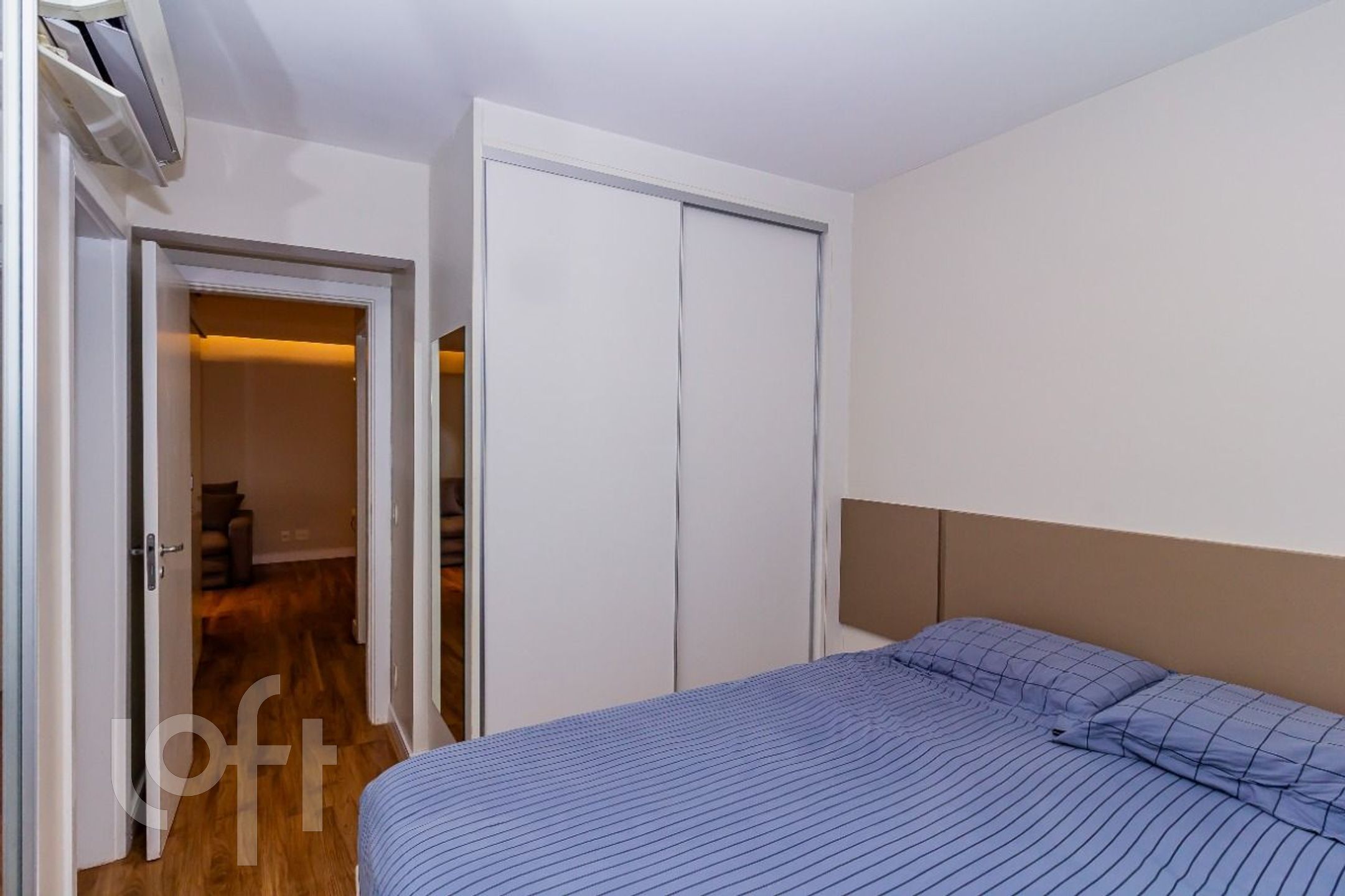 Apartamento à venda com 2 quartos, 62m² - Foto 10