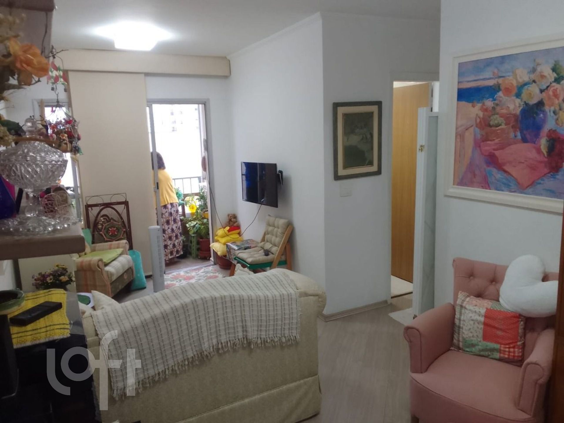 Apartamento à venda com 2 quartos, 70m² - Foto 1