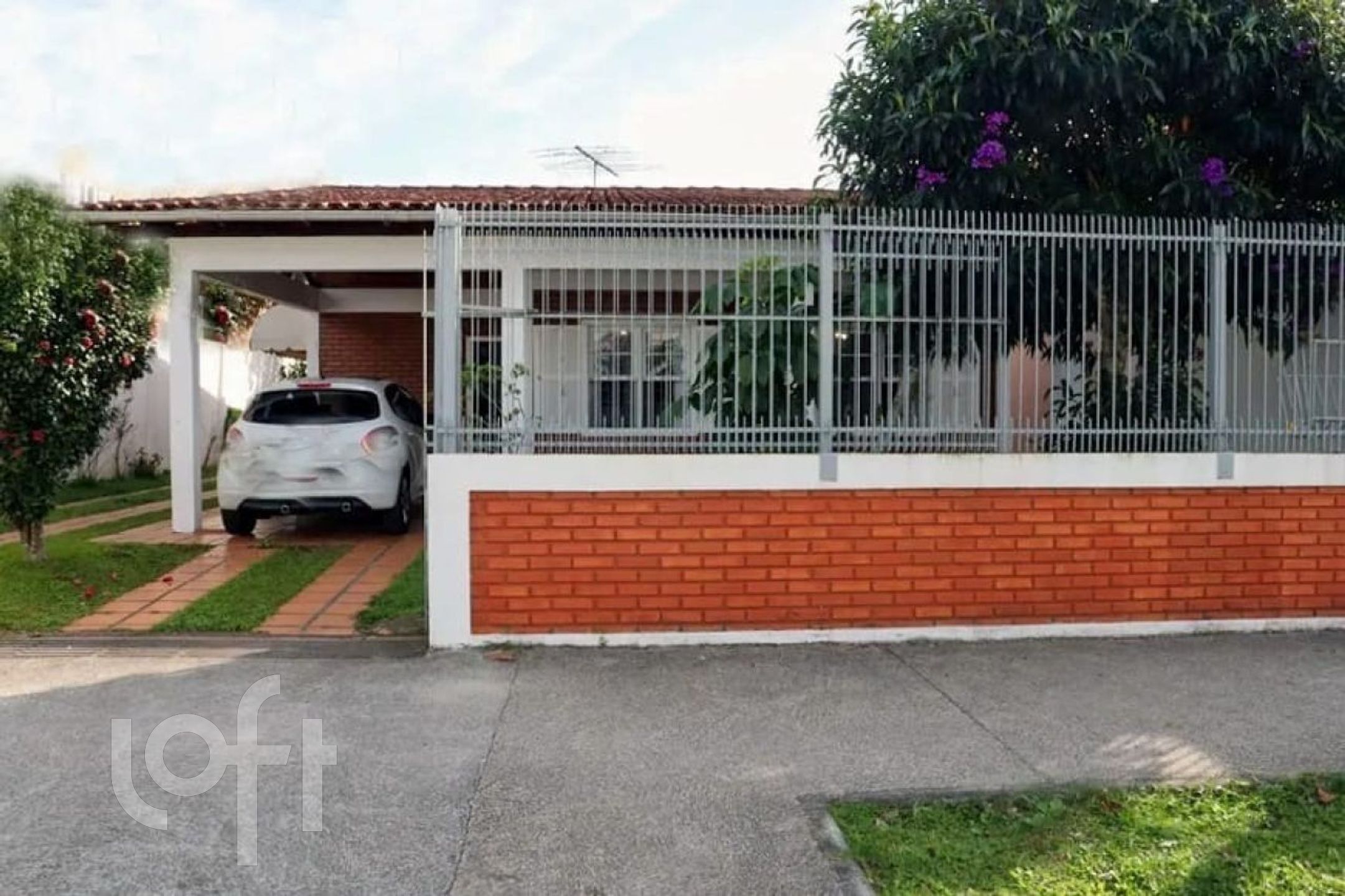 Casa à venda em Canasvieiras com 127 m², 3 quartos, 3 vagas