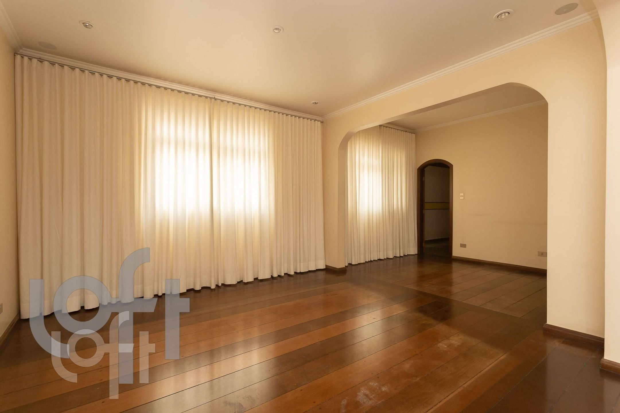 Apartamento à venda com 3 quartos, 169m² - Foto 1