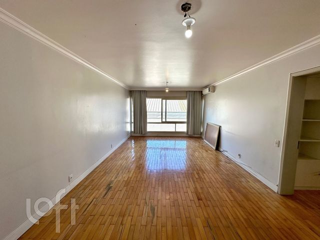 Apartamento com 122m², 3 dormitórios, 1 suíte, 1 vaga, Santana em Porto Alegre