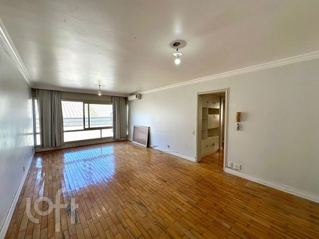 Apartamento com 122m², 3 dormitórios, 1 suíte, 1 vaga, Santana em Porto Alegre