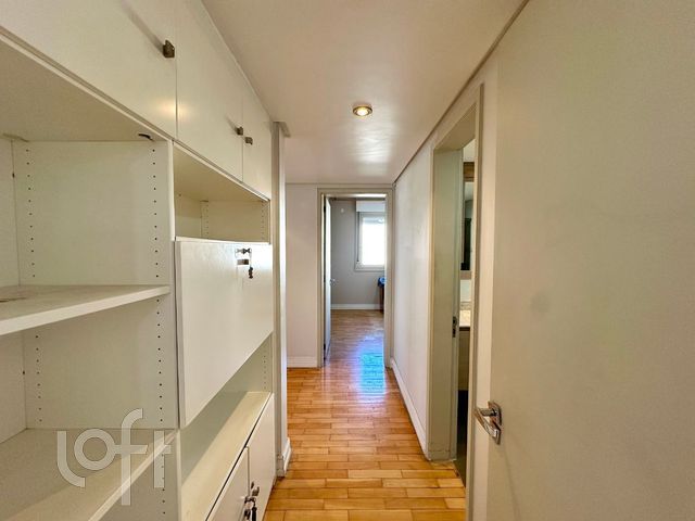 Apartamento com 122m², 3 dormitórios, 1 suíte, 1 vaga, Santana em Porto Alegre