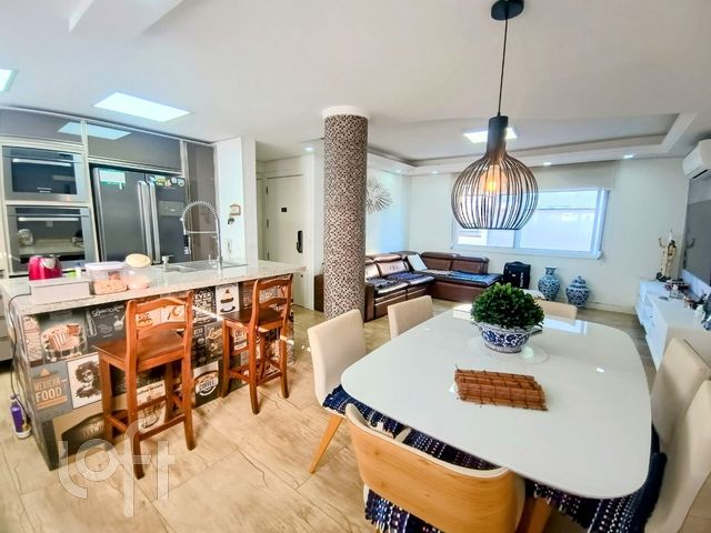 Apartamento com 100m², 3 dormitórios, 1 suíte, 1 vaga, Cristo Redentor em Porto Alegre