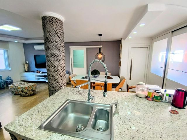 Apartamento com 100m², 3 dormitórios, 1 suíte, 1 vaga, Cristo Redentor em Porto Alegre