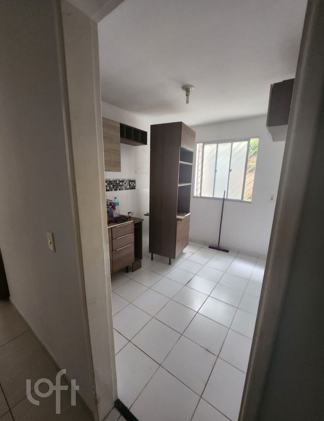 Apartamento à venda com 1 quarto, 42m² - Foto 2