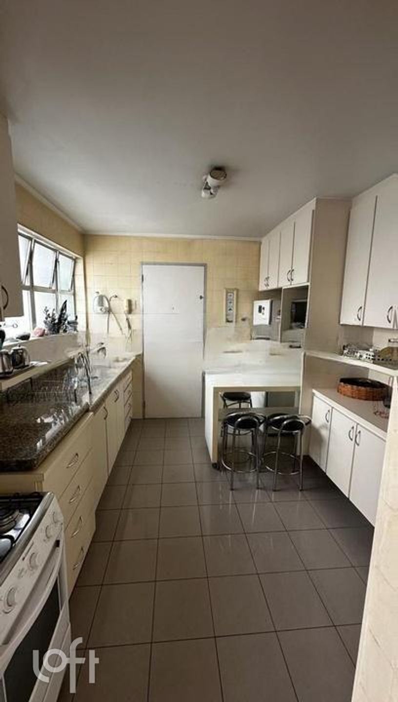 Apartamento à venda com 3 quartos, 115m² - Foto 9