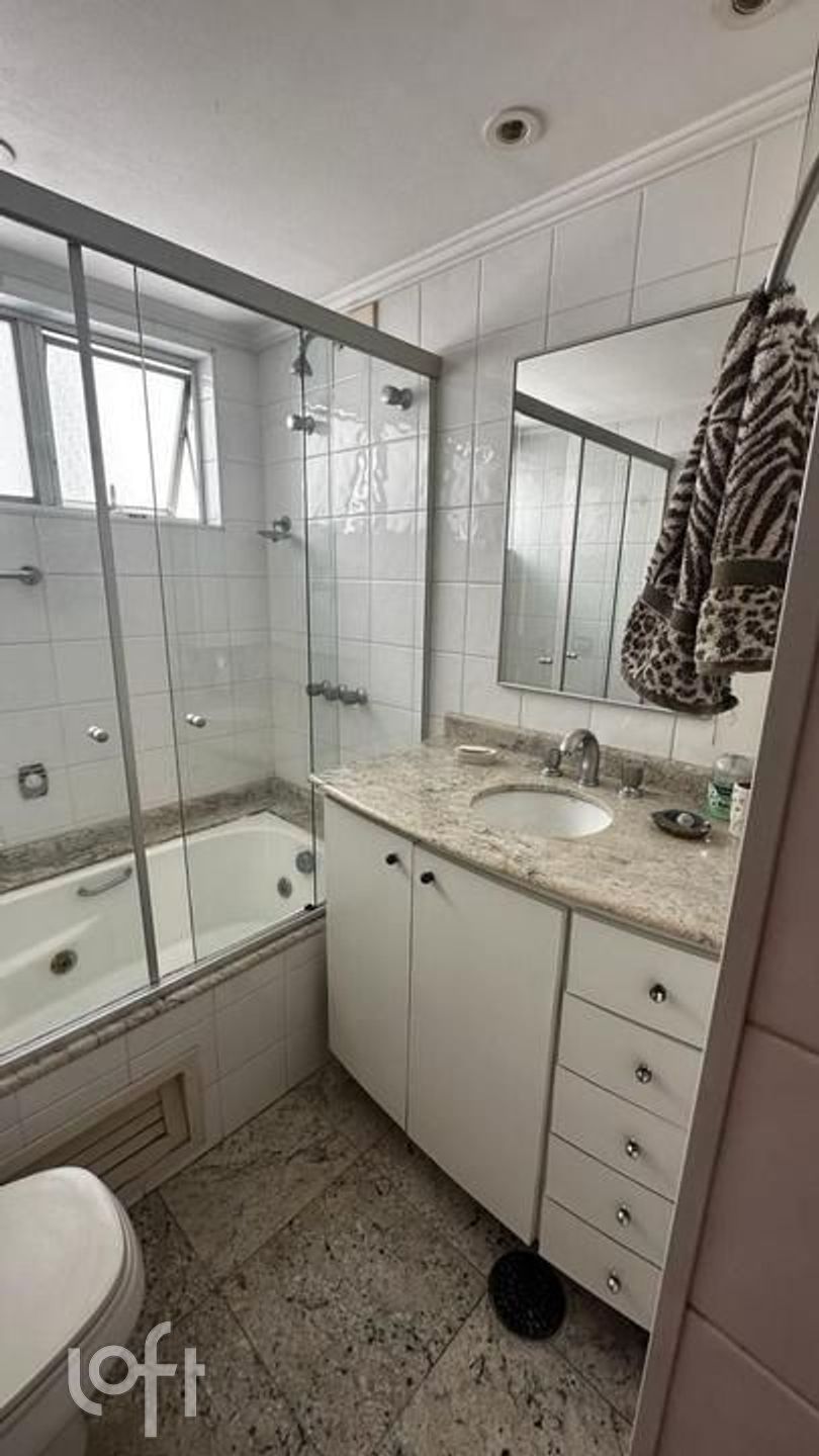 Apartamento à venda com 3 quartos, 115m² - Foto 1