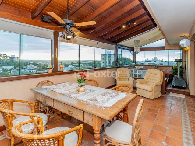 Apartamento com 126m², 2 dormitórios, 1 vaga, Cristo Redentor em Porto Alegre