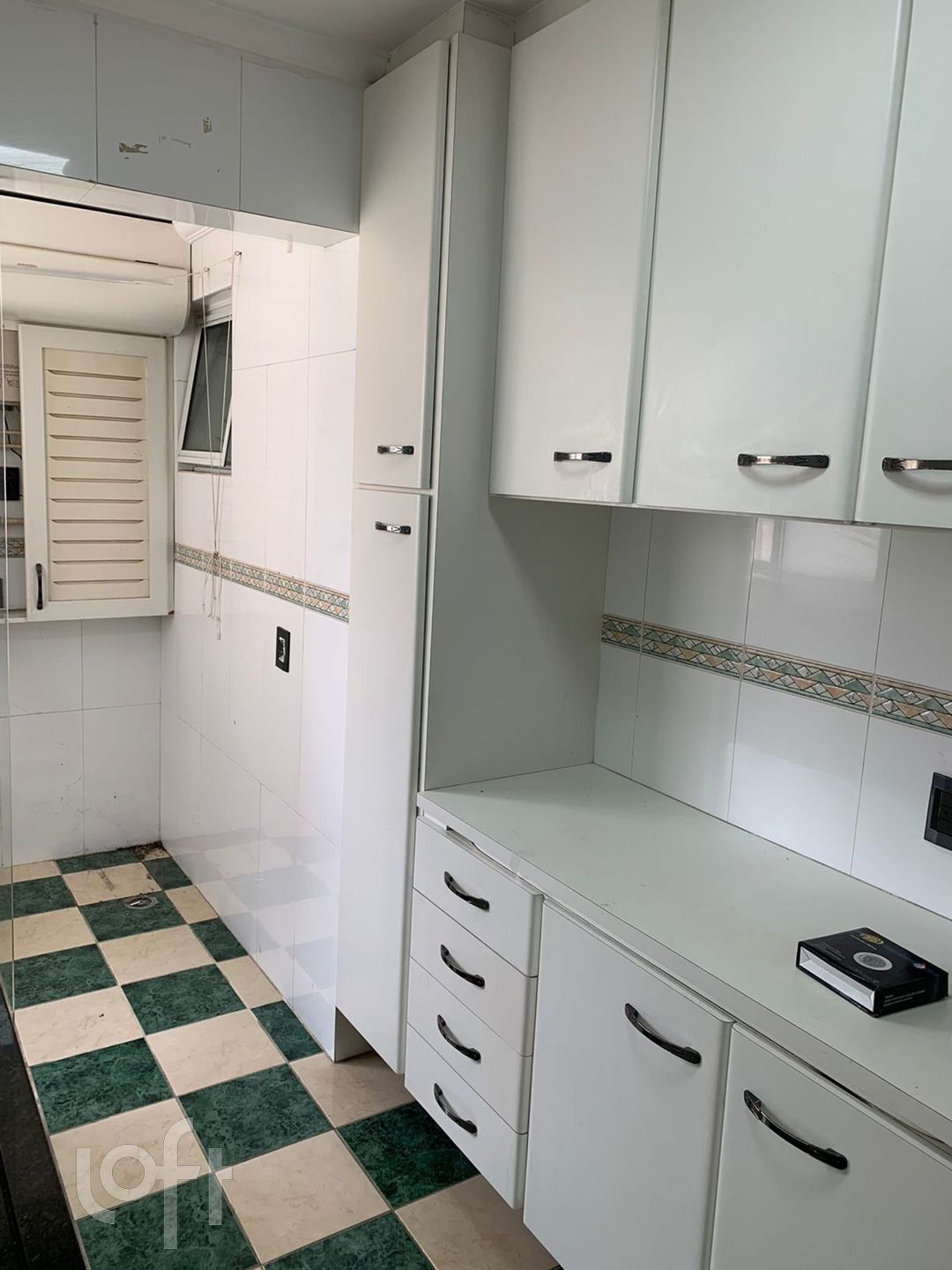 Apartamento à venda com 2 quartos, 70m² - Foto 10