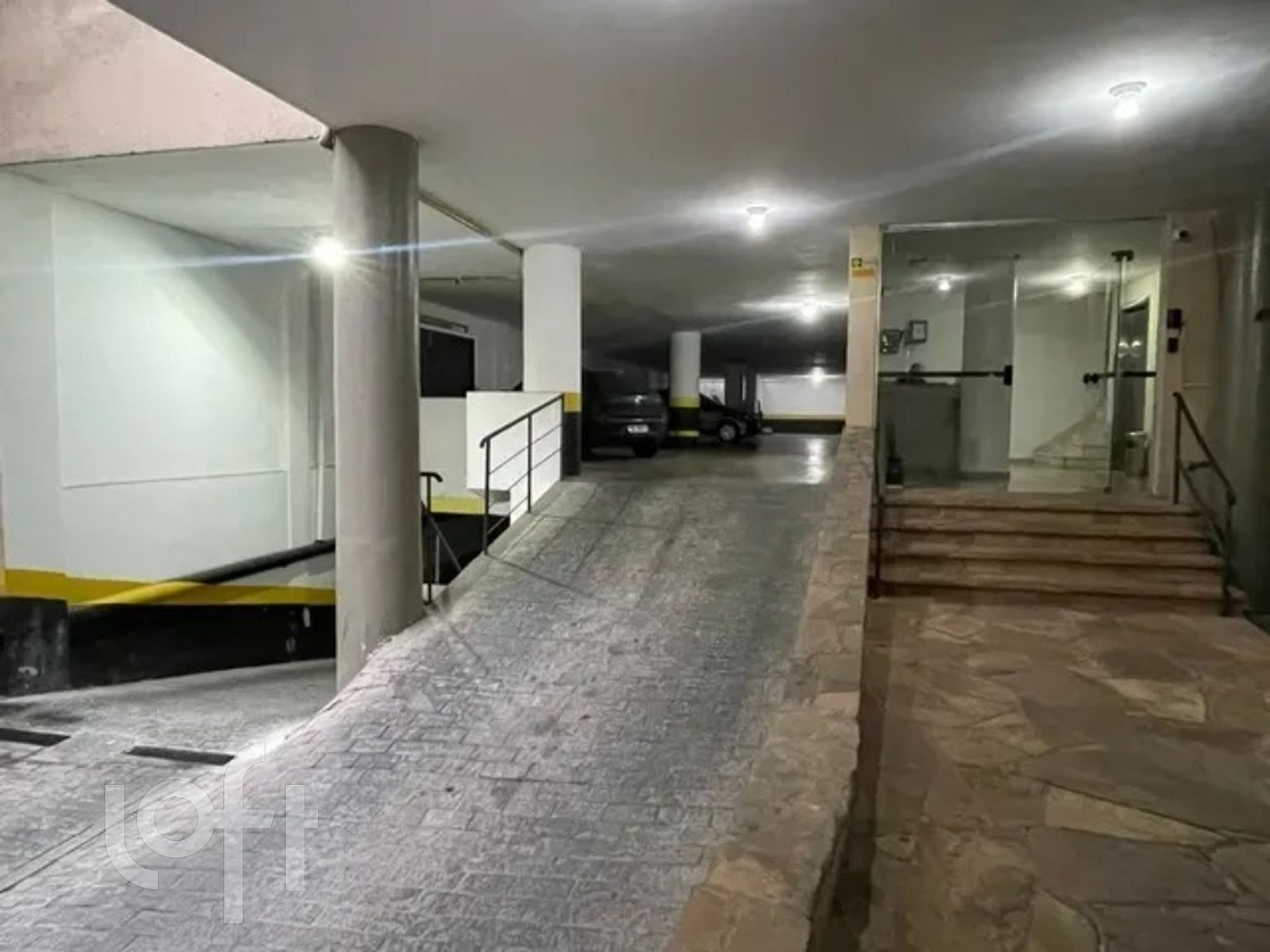 Apartamento à venda com 2 quartos, 140m² - Foto 18