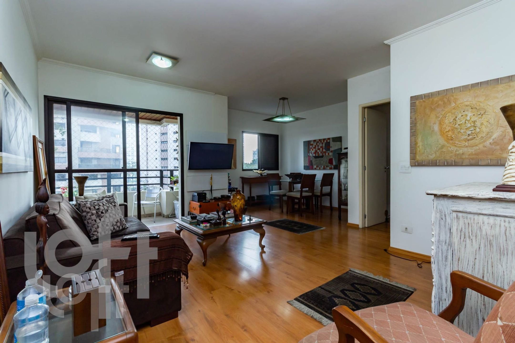 Apartamento à venda com 2 quartos, 83m² - Foto 1