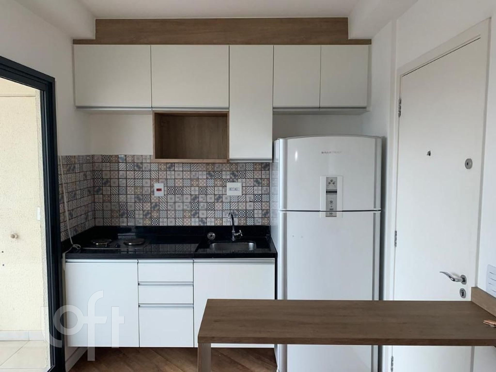 Apartamento à venda com 1 quarto, 35m² - Foto 2