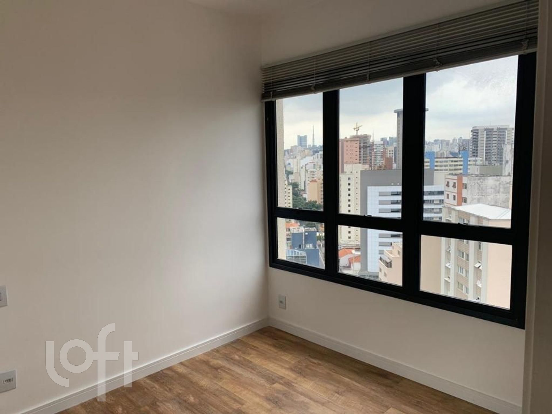 Apartamento à venda com 1 quarto, 35m² - Foto 5