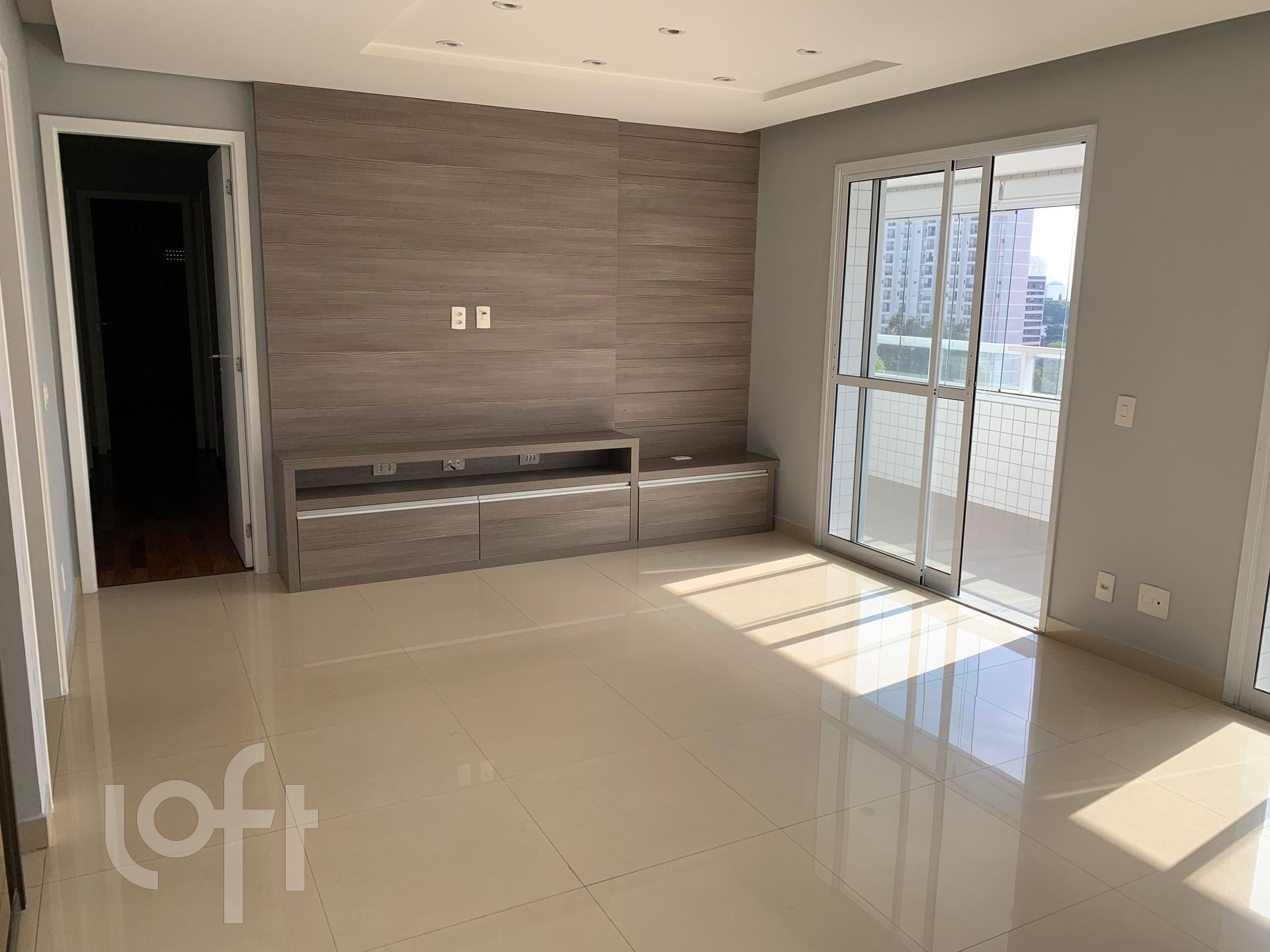 Apartamento à venda em Vila Dom Pedro I com 136 m²