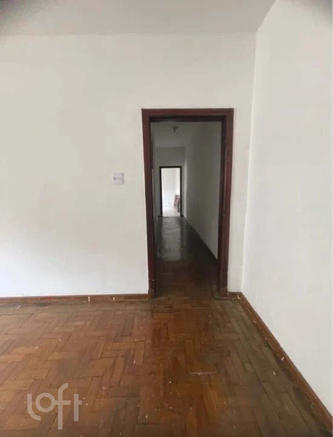 Casa à venda com 2 quartos, 170m² - Foto 2