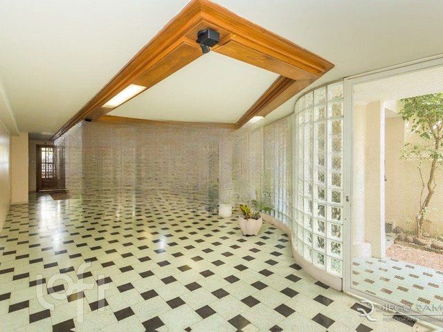 Apartamento com 101m², 3 dormitórios, 1 suíte, Rio Branco em Porto Alegre